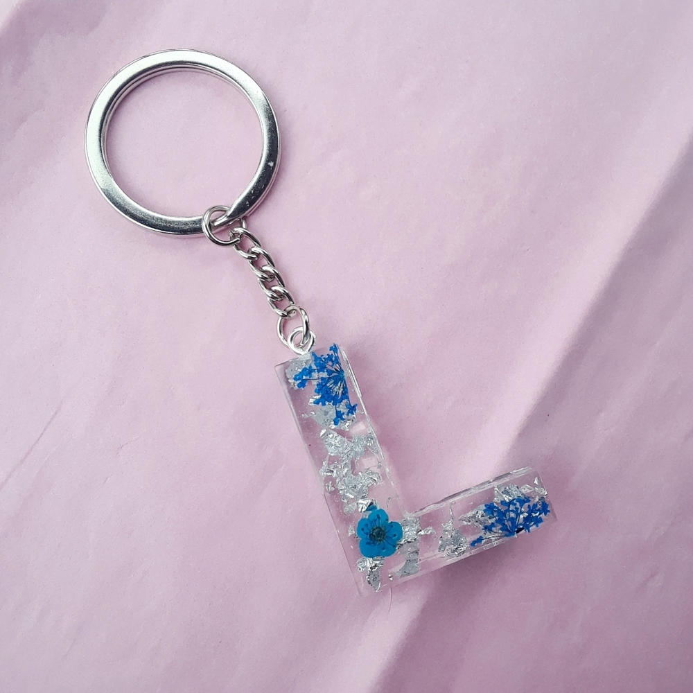 Custom Resin Letter or Number Keychain - Picture 5 of 16